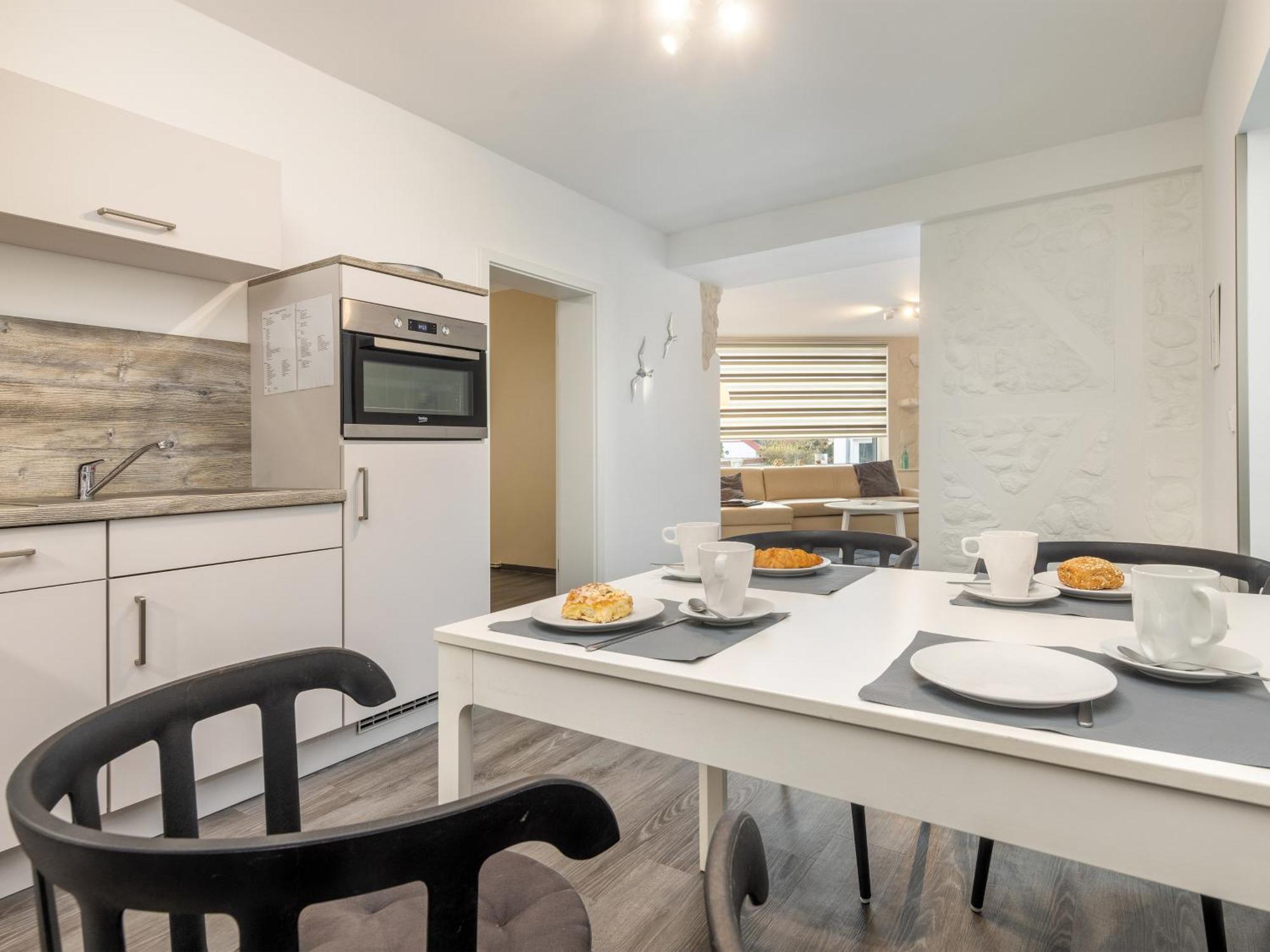 Ferienwohnung Strandlaeufer In Der Residenz Clara Sophia Binz Bagian luar foto