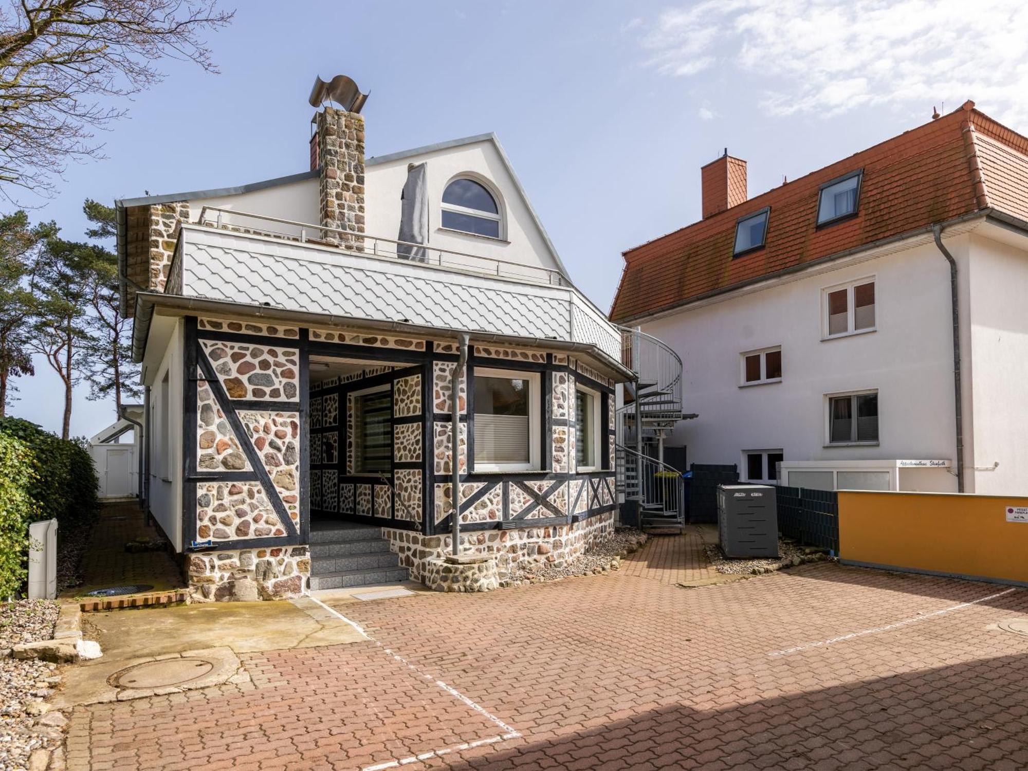 Ferienwohnung Strandlaeufer In Der Residenz Clara Sophia Binz Bagian luar foto